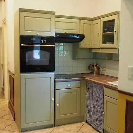 Daire Ferien In Einem Historischen Mit Garten Mohnsen