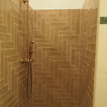 Ferien In Einem Historischen Mit Garten Daire Mohnsen